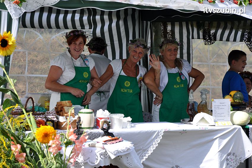 Dożynki gminne w Dąbrówce Słupskiej