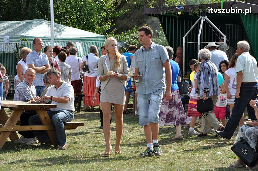Dożynki gminne w Dąbrówce Słupskiej