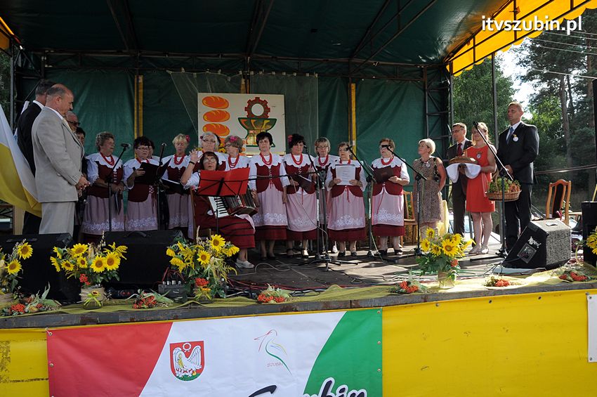 Dożynki gminne w Dąbrówce Słupskiej