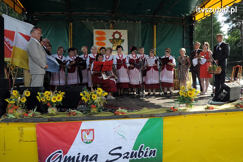 Dożynki gminne w Dąbrówce Słupskiej