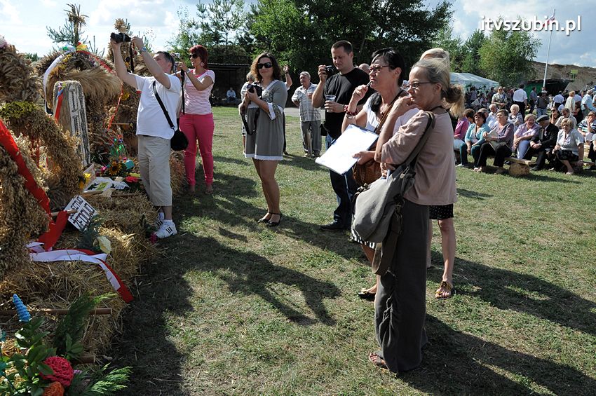 Dożynki gminne w Dąbrówce Słupskiej