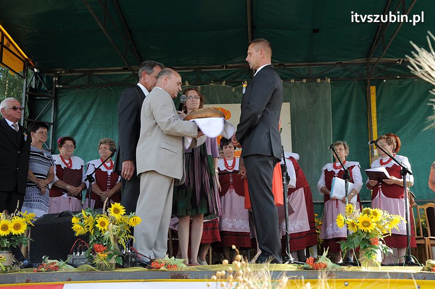 Dożynki gminne w Dąbrówce Słupskiej