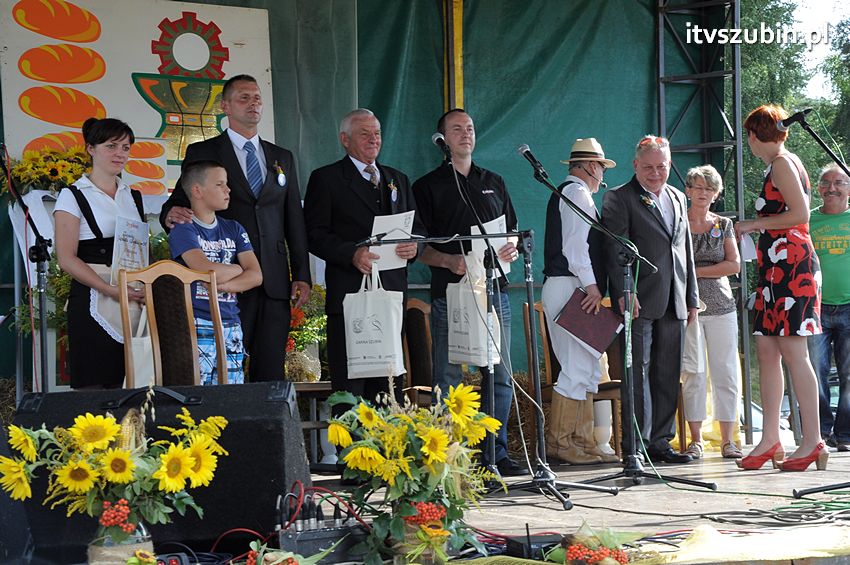 Dożynki gminne w Dąbrówce Słupskiej