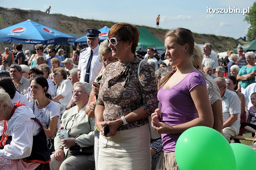 Dożynki gminne w Dąbrówce Słupskiej