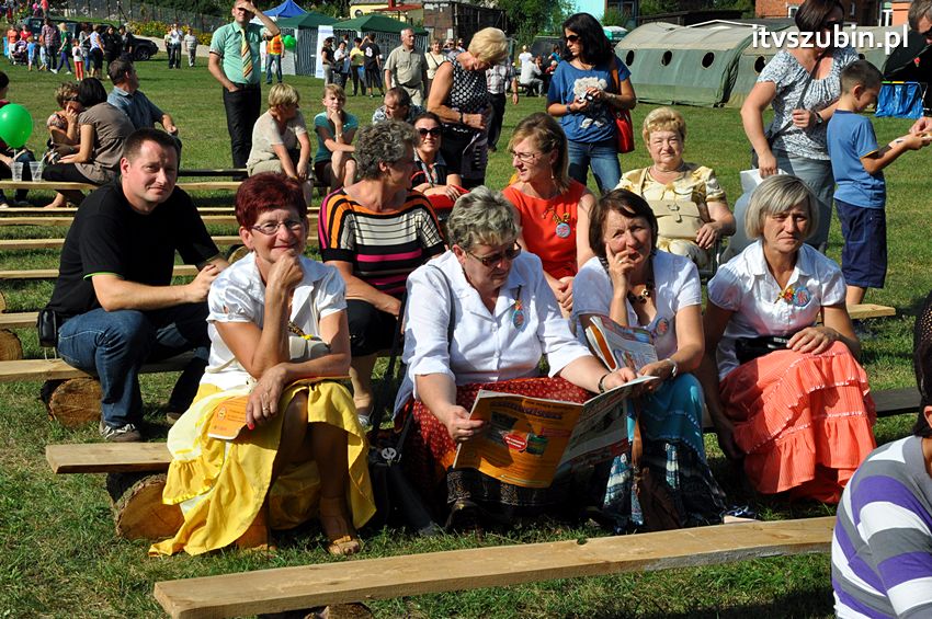 Dożynki gminne w Dąbrówce Słupskiej