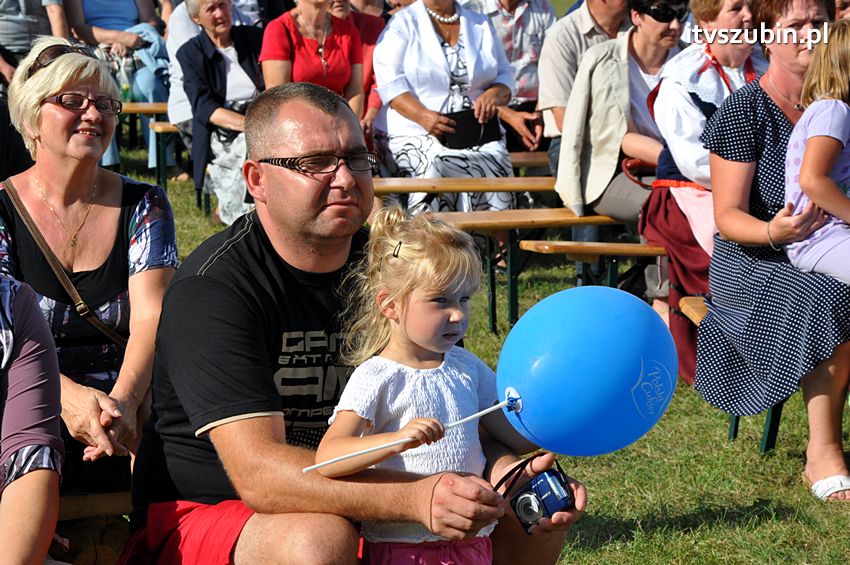 Dożynki gminne w Dąbrówce Słupskiej