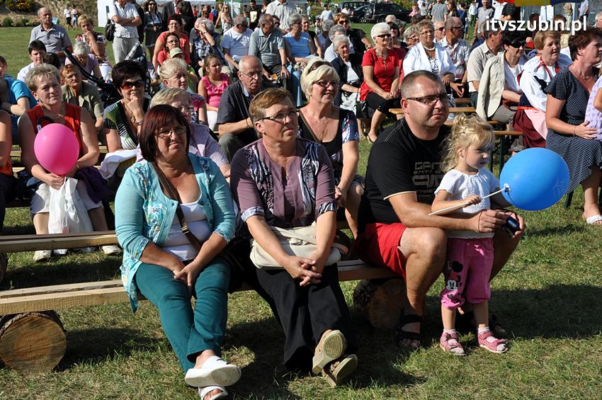 Dożynki gminne w Dąbrówce Słupskiej