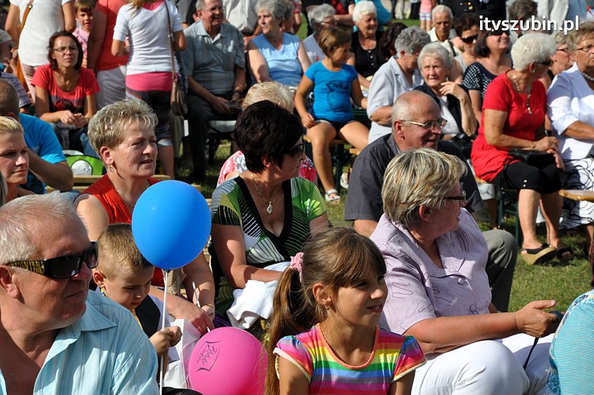 Dożynki gminne w Dąbrówce Słupskiej