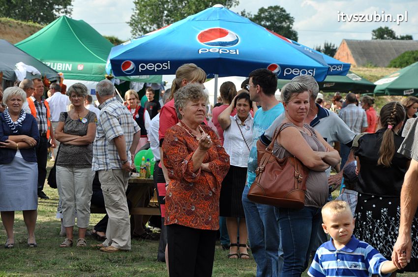 Dożynki gminne w Dąbrówce Słupskiej