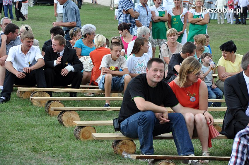 Dożynki gminne w Dąbrówce Słupskiej