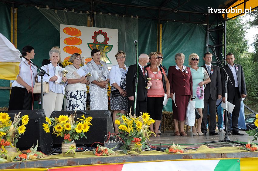 Dożynki gminne w Dąbrówce Słupskiej