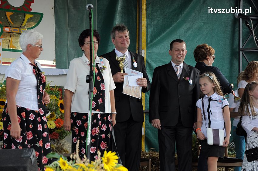 Dożynki gminne w Dąbrówce Słupskiej