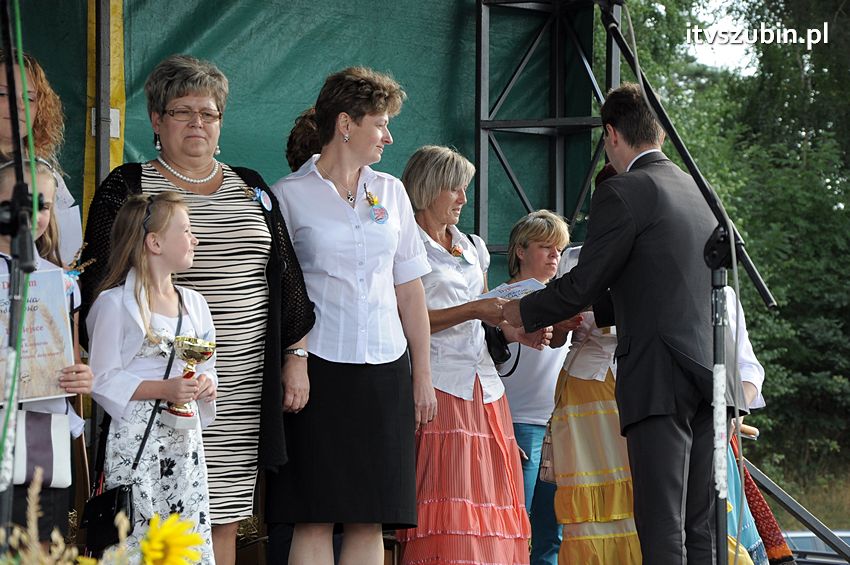 Dożynki gminne w Dąbrówce Słupskiej