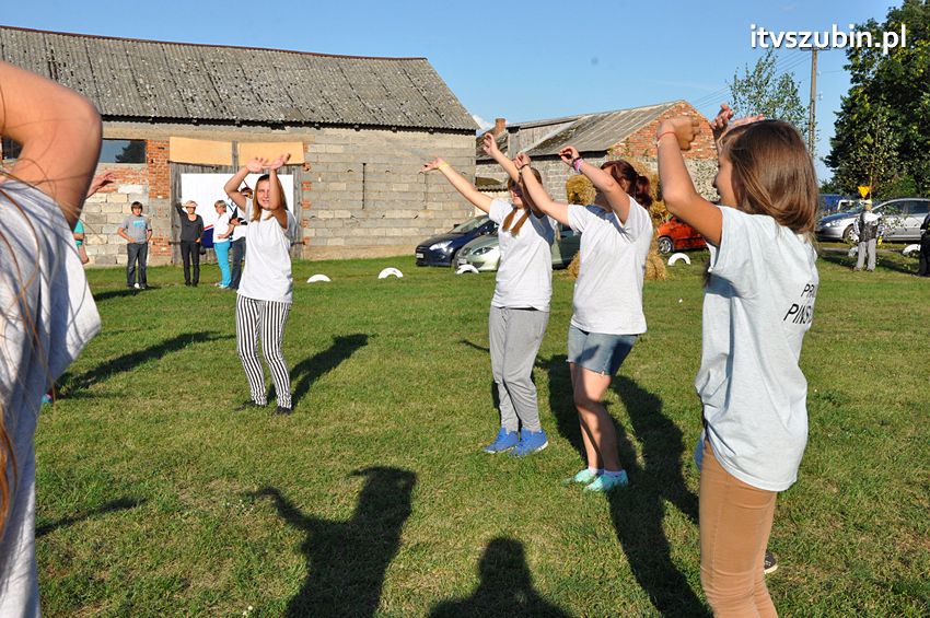 Dożynki gminne w Dąbrówce Słupskiej