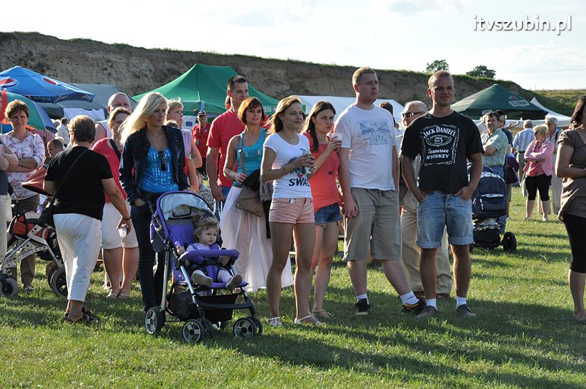 Dożynki gminne w Dąbrówce Słupskiej