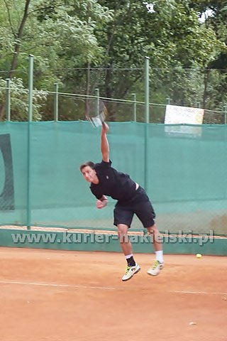 Przemek Zieliński drugi podczas IX Turnieju Tenisowy o Puchar Burmistrza Nakła nad Notecią