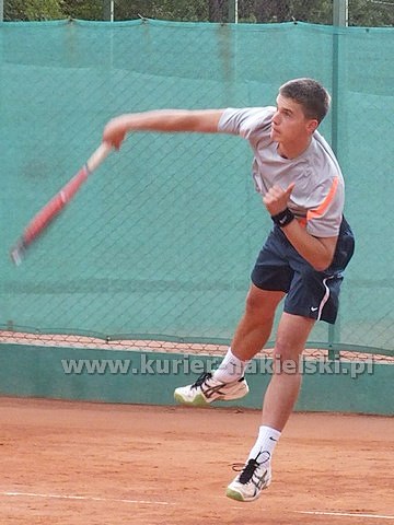 Przemek Zieliński drugi podczas IX Turnieju Tenisowy o Puchar Burmistrza Nakła nad Notecią