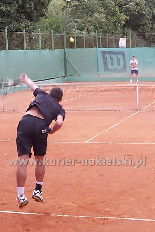 Przemek Zieliński drugi podczas IX Turnieju Tenisowy o Puchar Burmistrza Nakła nad Notecią