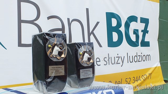 Przemek Zieliński drugi podczas IX Turnieju Tenisowy o Puchar Burmistrza Nakła nad Notecią