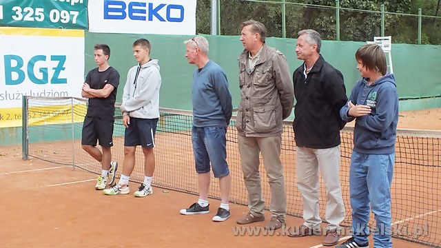 Przemek Zieliński drugi podczas IX Turnieju Tenisowy o Puchar Burmistrza Nakła nad Notecią