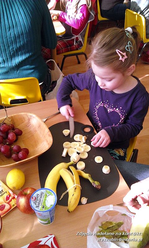 Żabki wiedzą co ma dużo witamin i jest zdrowe
