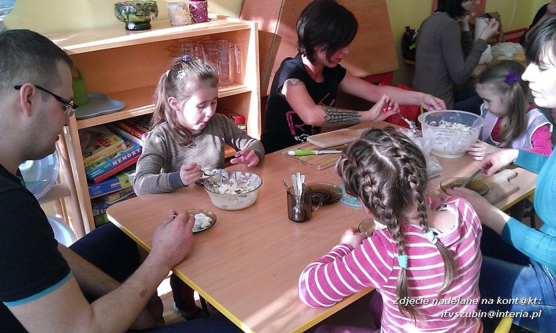 Żabki wiedzą co ma dużo witamin i jest zdrowe