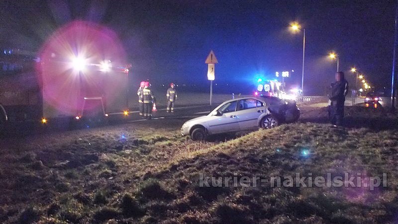 Dachowanie samochodu w Lubaszczu