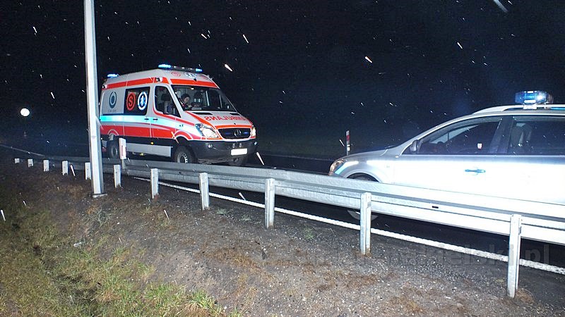 Dachowanie samochodu w Lubaszczu