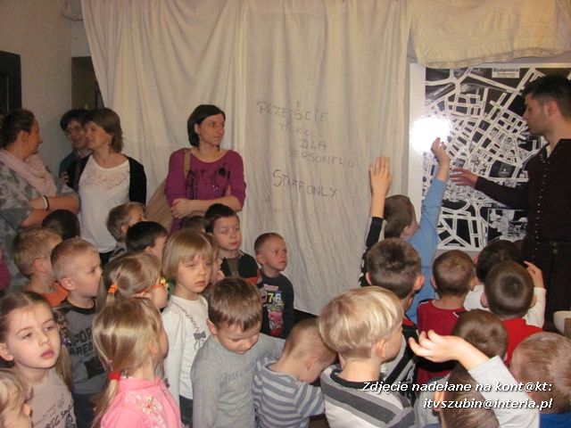 Przedszkolaki z Samorządowego Przedszkola nr 3 w Muzeum Mydła i Brudu