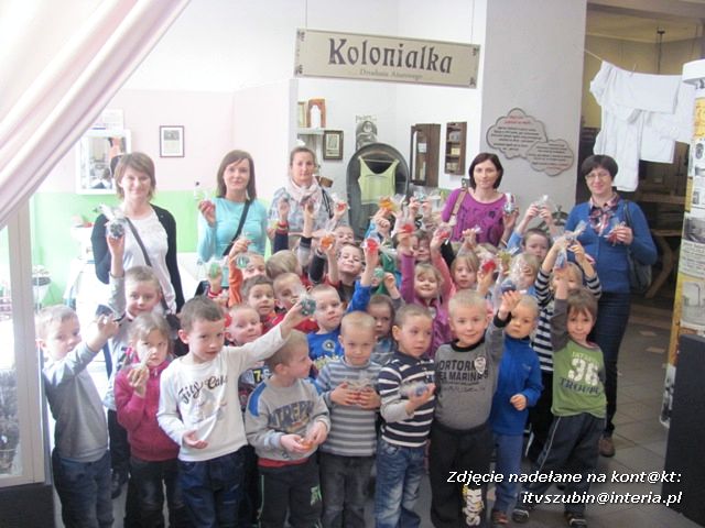 Przedszkolaki z Samorządowego Przedszkola nr 3 w Muzeum Mydła i Brudu