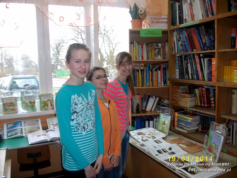 Dzień żółwia w szkolnej bibliotece w Kowalewie