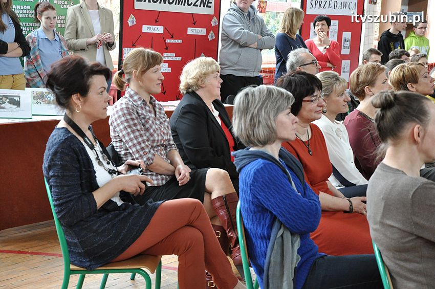 WYBIERZ SWOJE DRZWI DO KARIERY - Drzwi Otwarte w ZSP Szubin