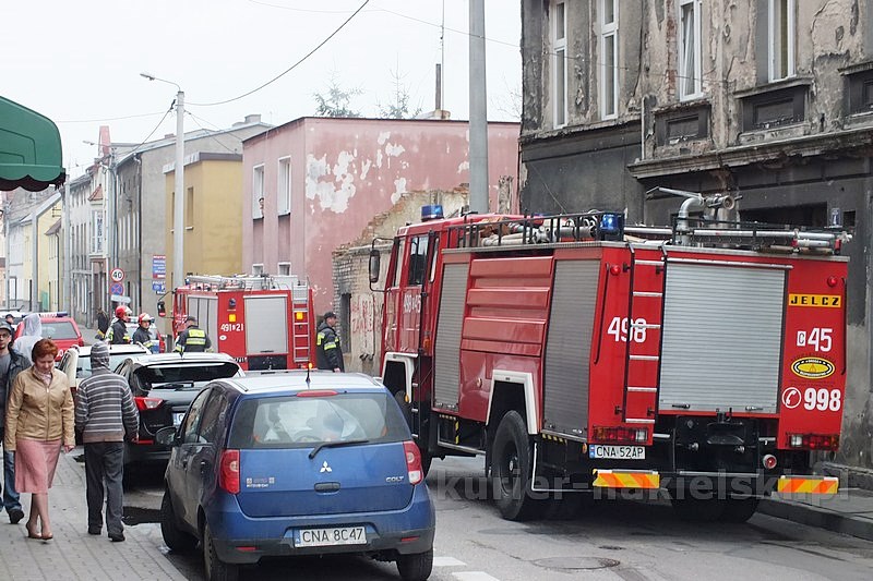 Zawalił się strop nad pomieszczeniem pustostanu