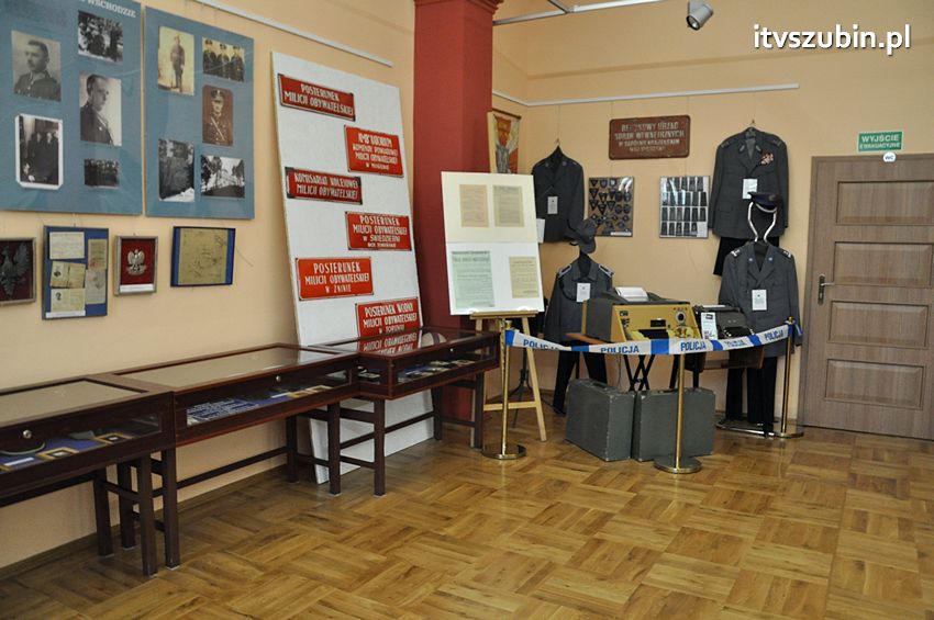 Korytarzyk - Muzeum - Ruiny - Artyści przywitali wiosnę