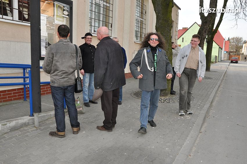 Korytarzyk - Muzeum - Ruiny - Artyści przywitali wiosnę