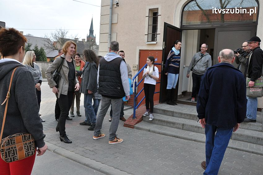 Korytarzyk - Muzeum - Ruiny - Artyści przywitali wiosnę