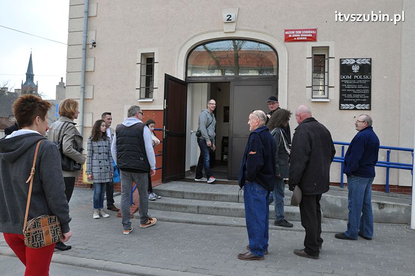 Korytarzyk - Muzeum - Ruiny - Artyści przywitali wiosnę