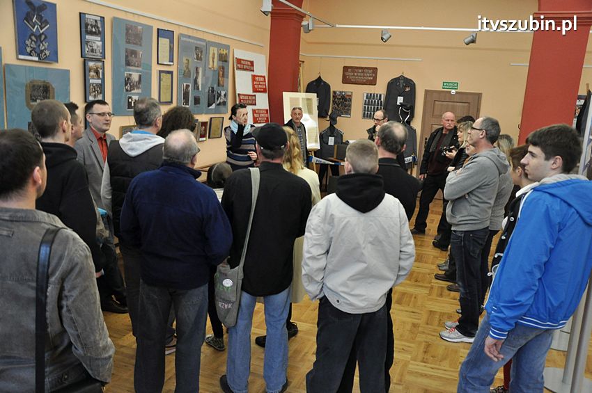 Korytarzyk - Muzeum - Ruiny - Artyści przywitali wiosnę