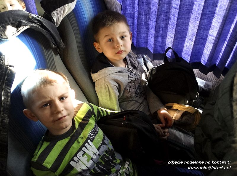 Przedszkolaki na spektaklu pt. ?Kopciuszek? w Gnieźnie