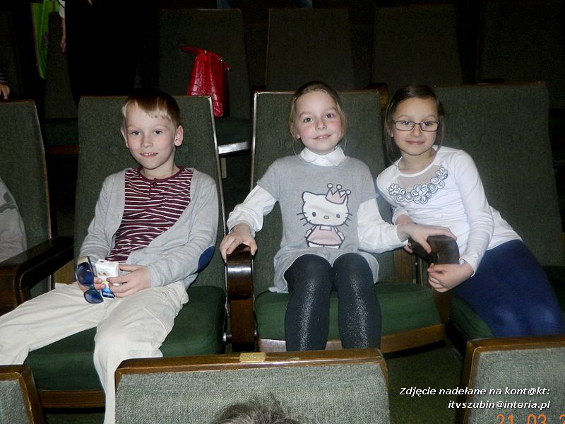 Przedszkolaki na spektaklu pt. ?Kopciuszek? w Gnieźnie