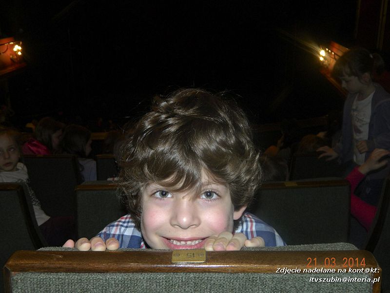 Przedszkolaki na spektaklu pt. ?Kopciuszek? w Gnieźnie