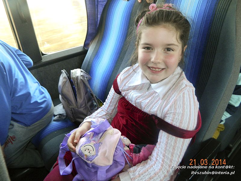 Przedszkolaki na spektaklu pt. ?Kopciuszek? w Gnieźnie