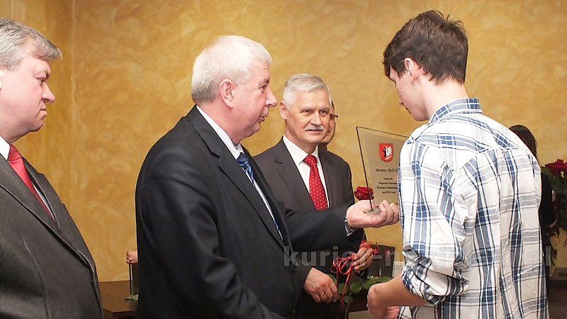 Nagrody Zarządu Powiatu Nakielskiego wręczone