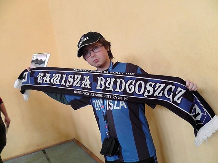 Piłkarze Zawiszy odwiedzili placówkę opiekuńczo-wychowawczą oraz dwie szkoły w naszej gminie