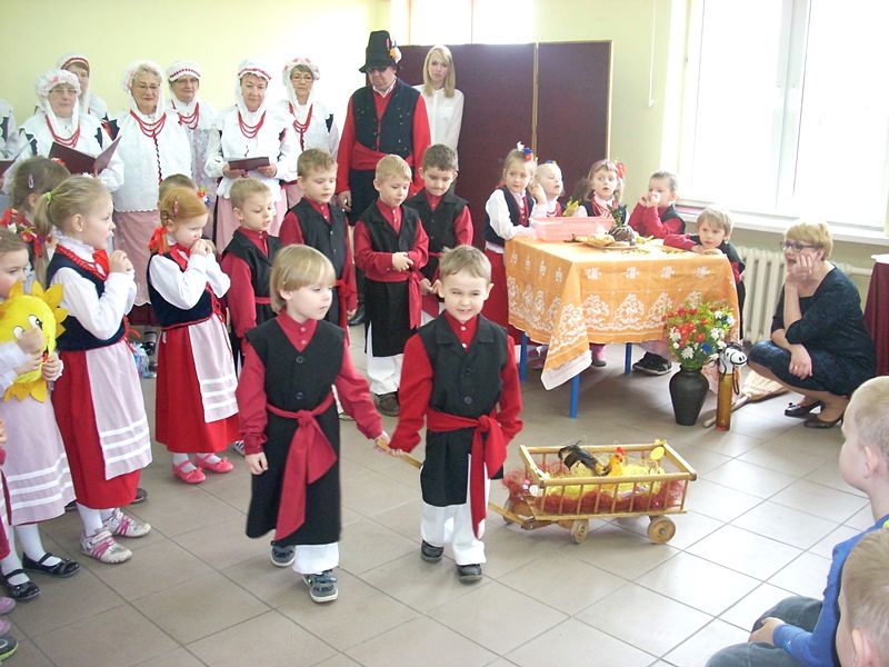 Przedszkolaki w bibliotece