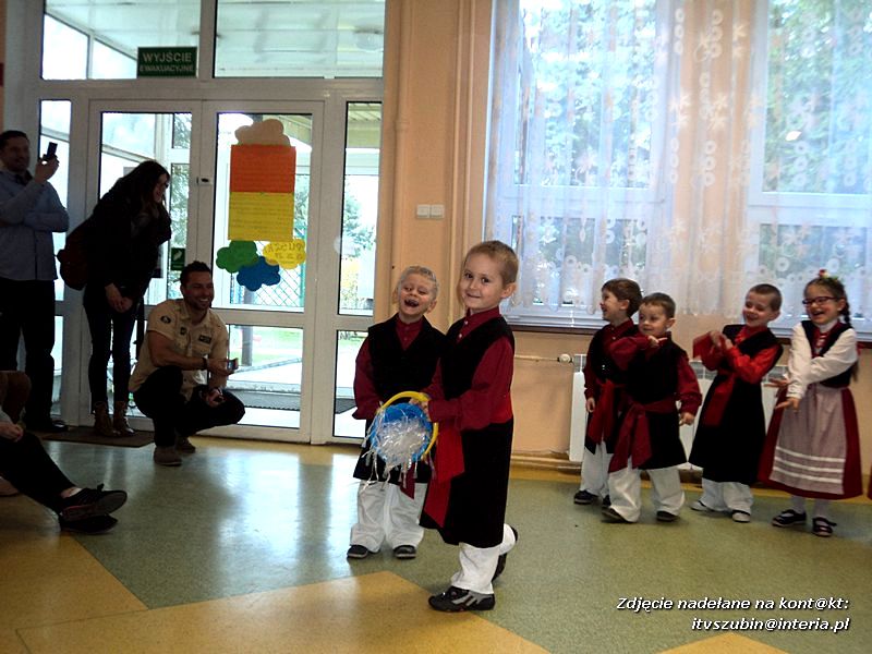 Smerfy w blasku fleszy