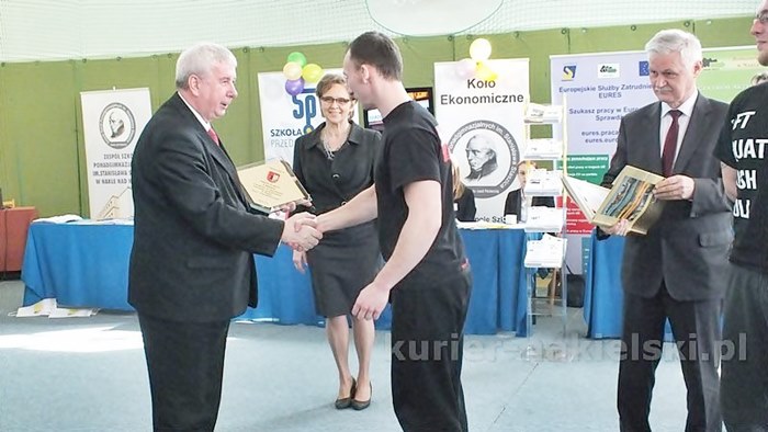 IV Targi Pracy i Przedsiębiorczości odbyły się w Nakle nad Notecią [FILM]