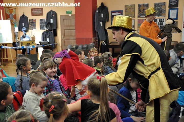 Czerwony Kapturek na scenie Domu Polskiego