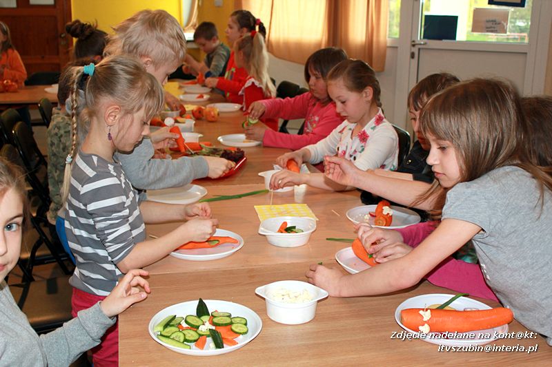 Żyj zdrowo i kolorowo - obchody Światowego Dnia Zdrowia w Kołaczkowie