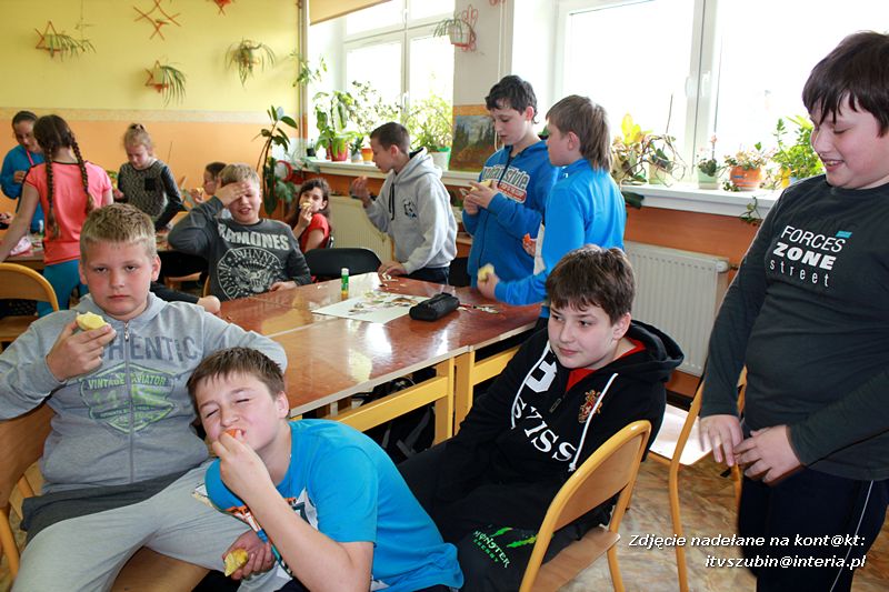 Żyj zdrowo i kolorowo - obchody Światowego Dnia Zdrowia w Kołaczkowie